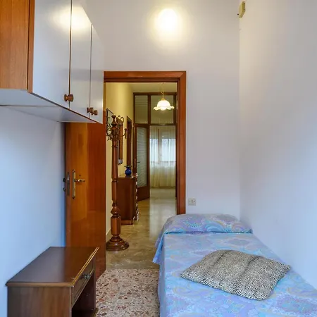 Front In With Wifi Apartament Alba Adriatica