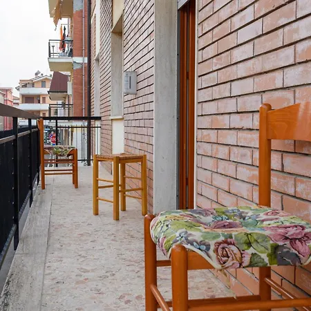 Front In With Wifi Alba Adriatica
